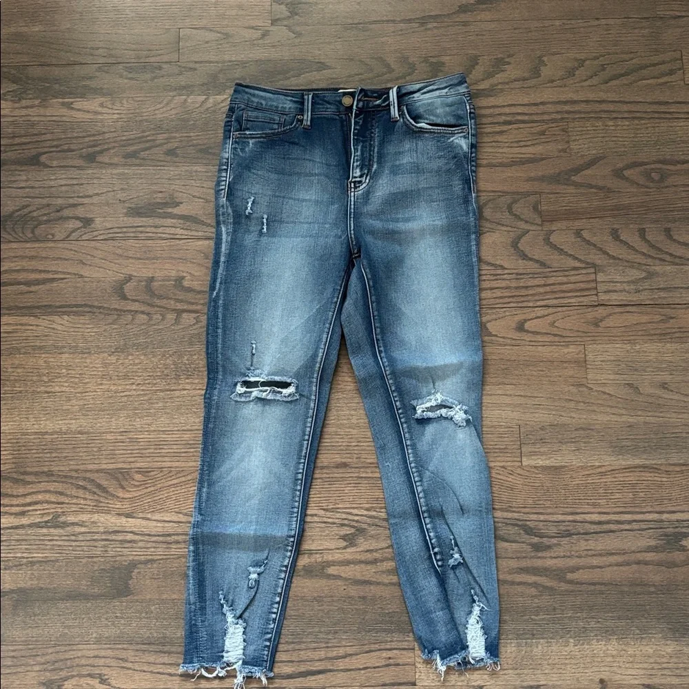 Stylish Ankle Jeans in Classic Blue